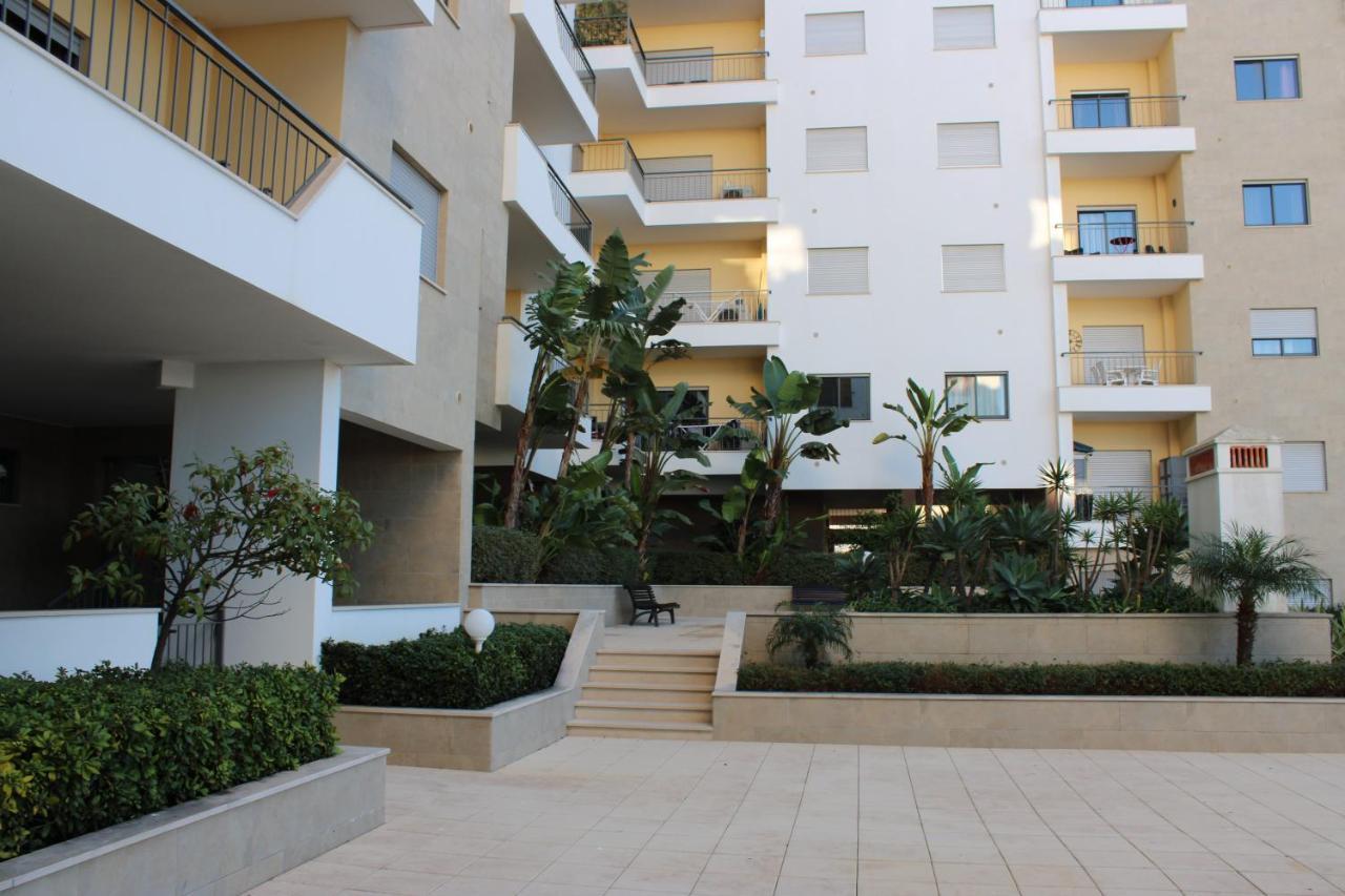 Lagos Apartment Екстериор снимка
